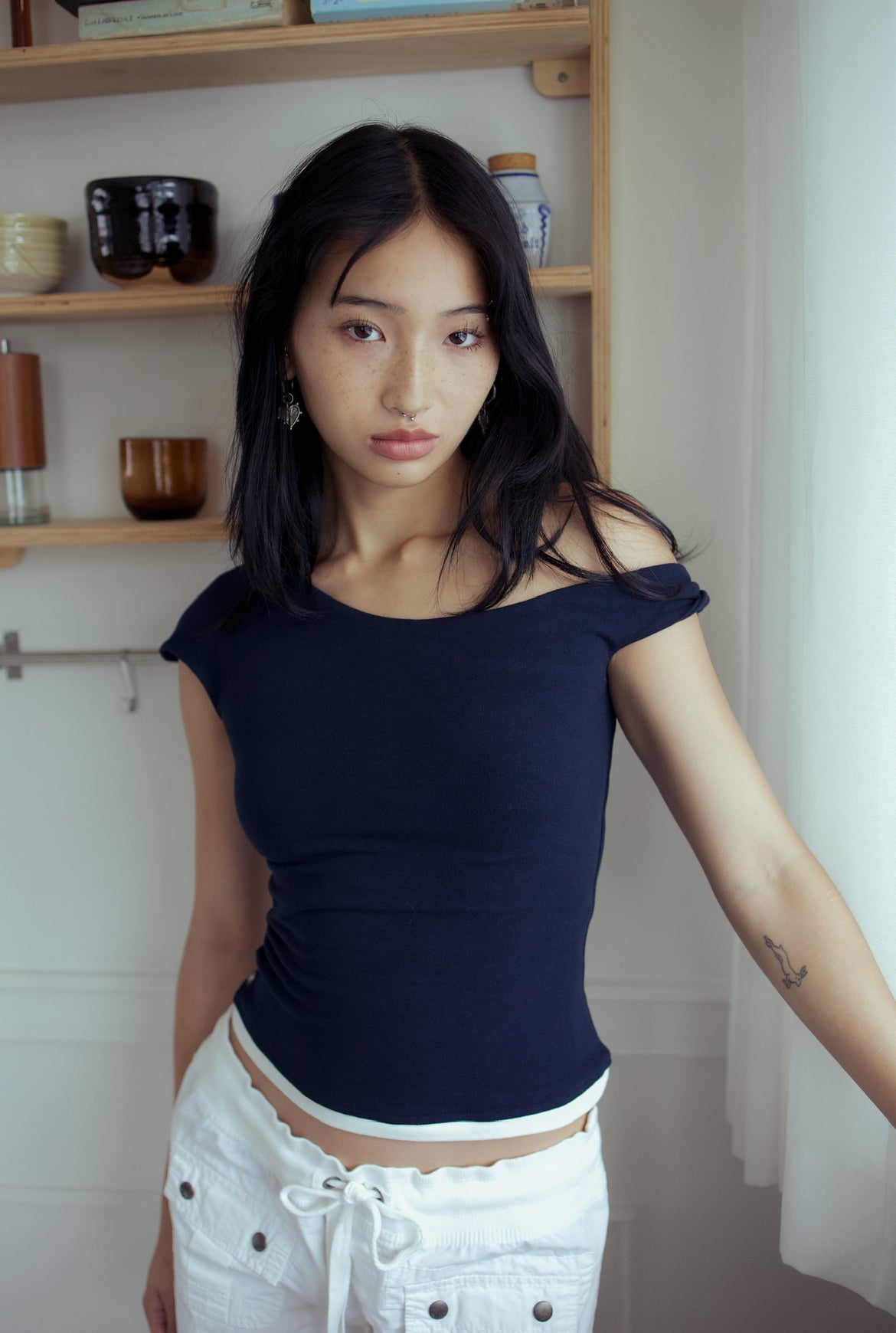 RANI—TWIST SLEEVES TOP