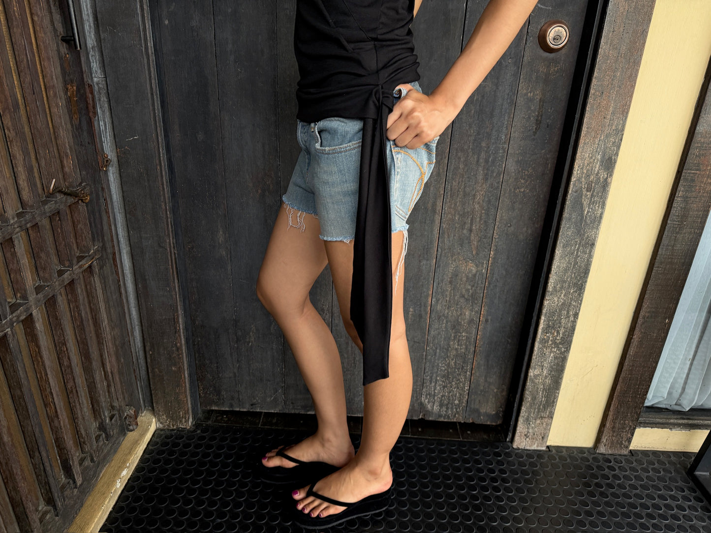 DEVON WRAP TOP
